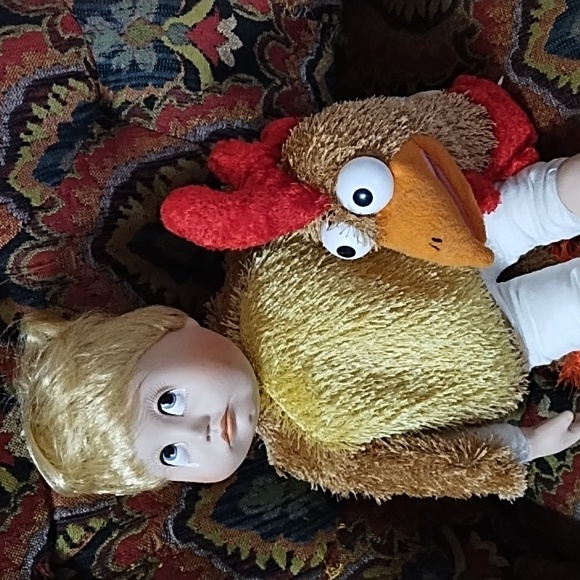HELLO DOLLY Horrified QVC Vintage Ceramic Doll Remade In Chicken Costume - Picture 6 of 10